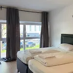 Garni Emir 3* Köln