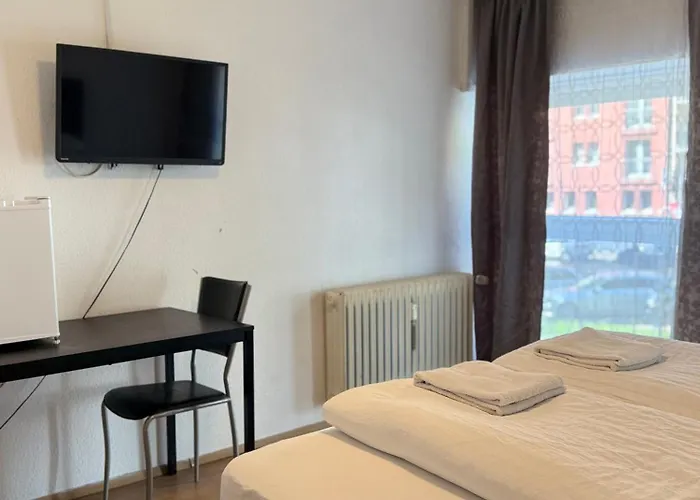 Garni Emir Gasthof 3*