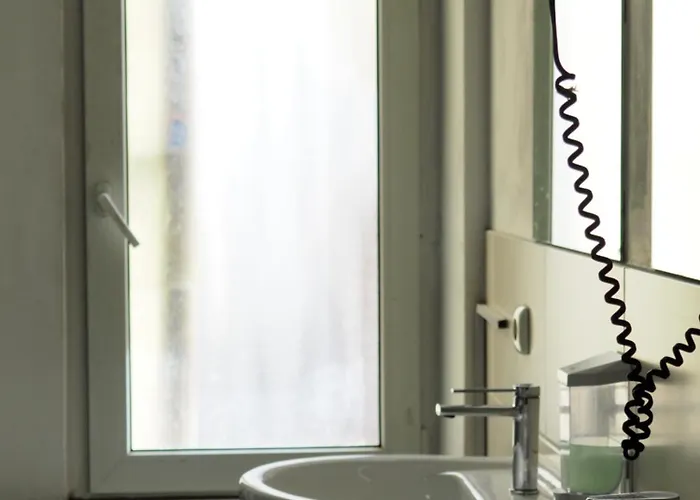 가르니 에미어 3*