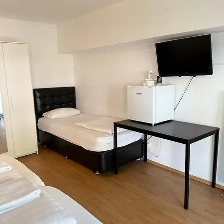 Pensjonat Garni Emir Kolonia