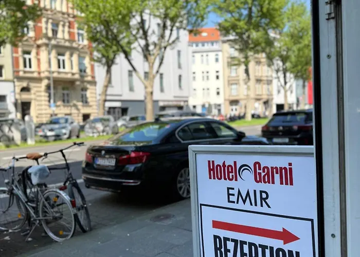 Garni Emir 3*