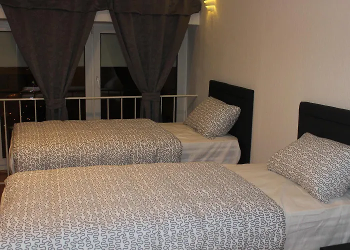 Pensionat Garni Emir 3*
