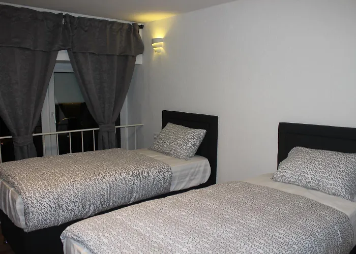 Pensionat Garni Emir 3*